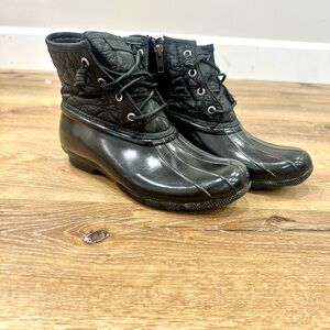 Black Quilted Lace-Up Duck Boots